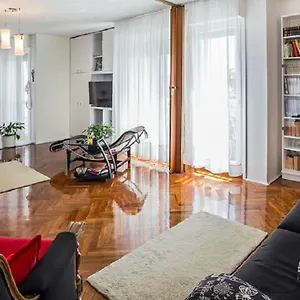 Apartment Milana - Cozy Stay With Free Parking Split